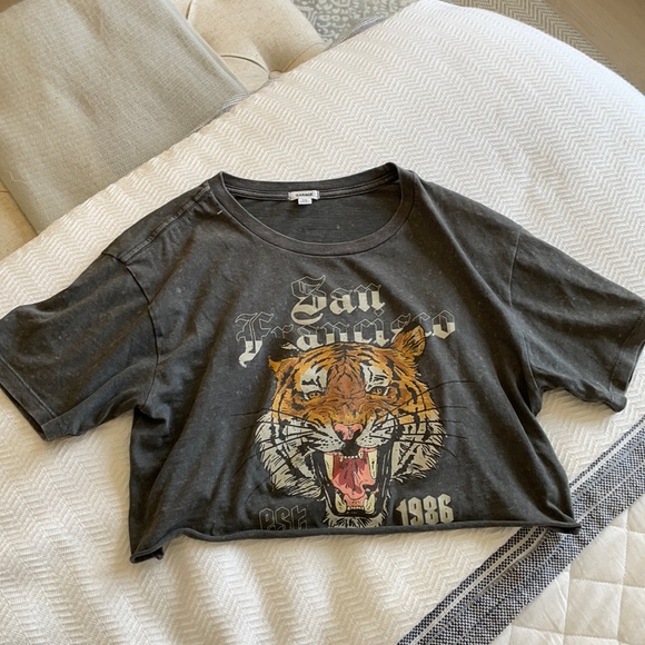 Garage Avery Tee - Picture 1 of 2